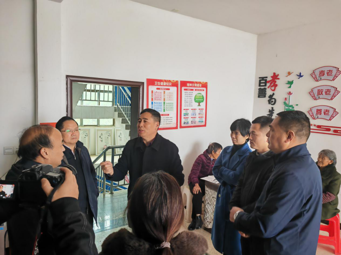 伍先明带队开展“加快推进居家社区养老体系建设”专题调研_邵阳头条网