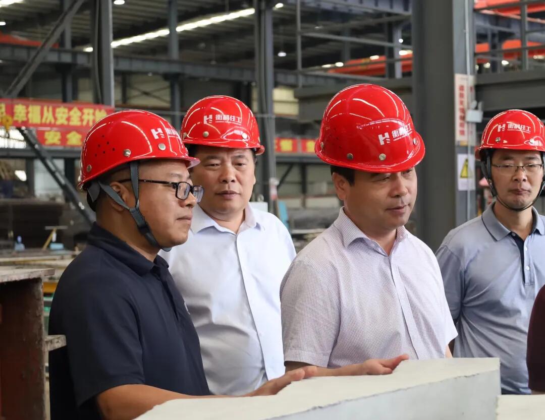 邵阳市政协调研组到邵东开展“城区大气污染防治”专项民主监督(图1)