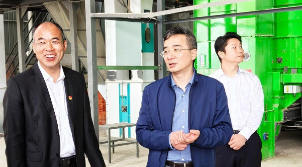 周文赴武冈调研乡村振兴、乡镇履职事项清单等工作(图2)
