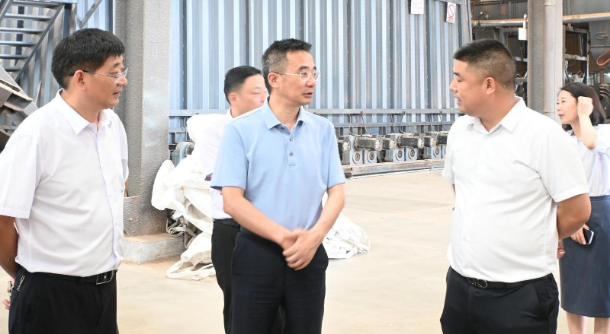 周文带队开展专项民主监督调研 聚焦秸秆焚烧管控与综合利用(图1)